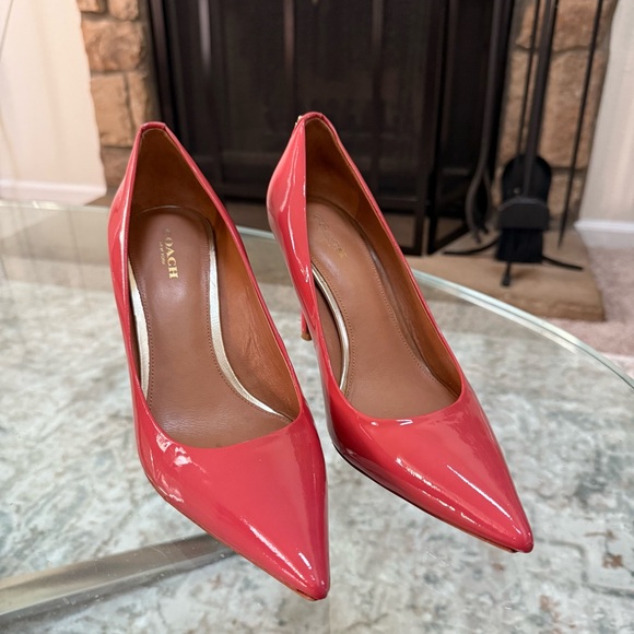 Coach Patent Leather Pink Teddie Pump Heels Size 8.5 - Picture 3 of 10